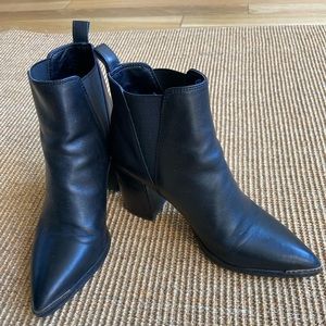 Tony Bianco 3’’ heel Chelsea boots (black leather)